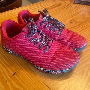 United in Movement NoBull trainers, pink